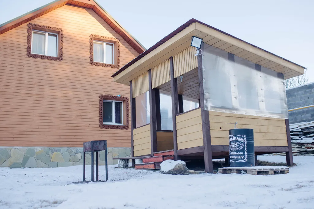 Апартаменты с детской площадкой и баней