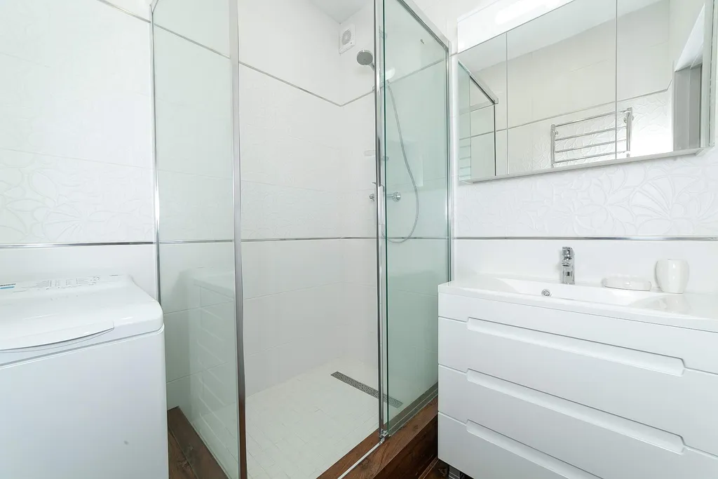 Квартира Уютная двухкомнатная квартира — Мирное