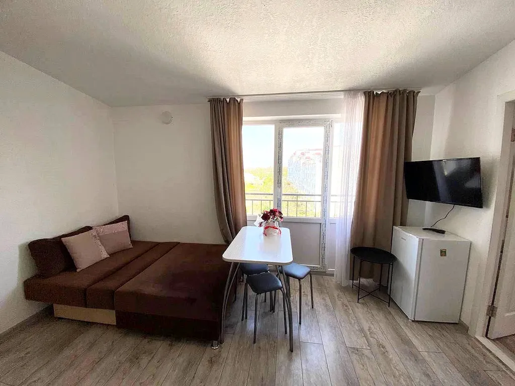 Видовая квартира со свежим ремонтом Учкуевка