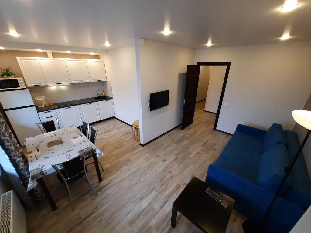 Квартира Просторные евро-3 апартаменты со своей парадной и парковкой — аренда посуточно в Петрозаводск