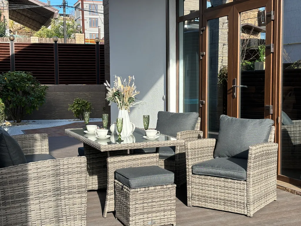 Шале Tech с подогреваемым бассейном и 4 спальнями