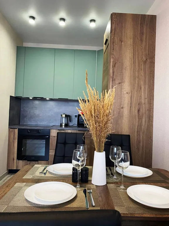 Видовая 2-комнатная квартира в 10 минутах от центра города