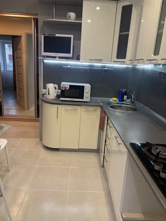 Двухкомнатная квартира рядом с центром