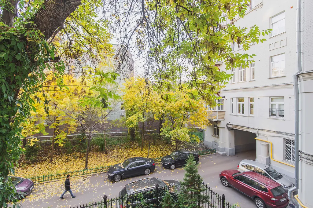 Квартира Дизайнерская 4-комнатная квартира в центре — Москва