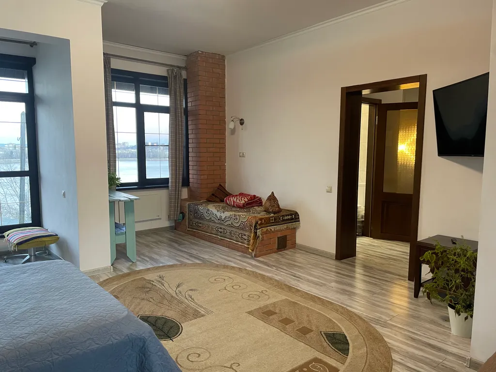 Дом с красивым видом на Ангару