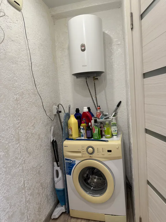 Уютная студия с видом на пруд