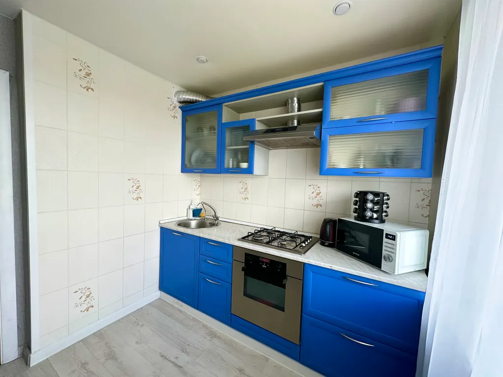 Уютная квартира с хорошим видом недалеко от вокзалов