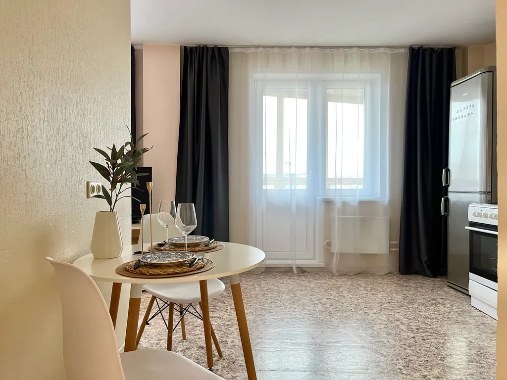 Квартира Уютная, просторная, светлая однокомнатная квартира — Красноярск