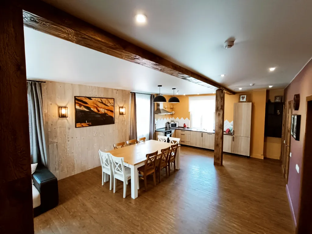 6-комнатный Дом