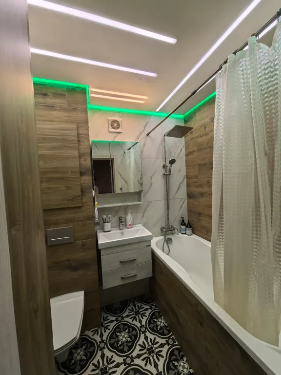 Чистая уютная квартира на 2 этаже для семейного отдыха — аренда посуточно в Тобольск