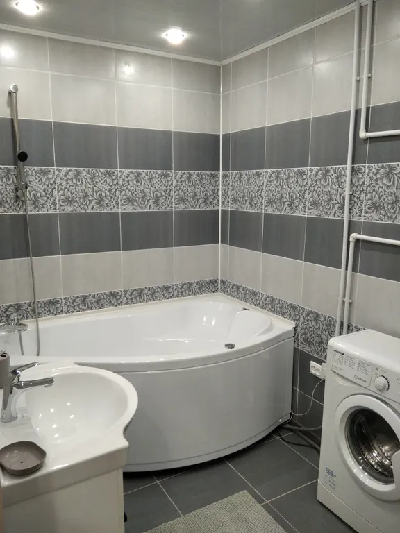 Квартира после ремонта с камином и джакузи