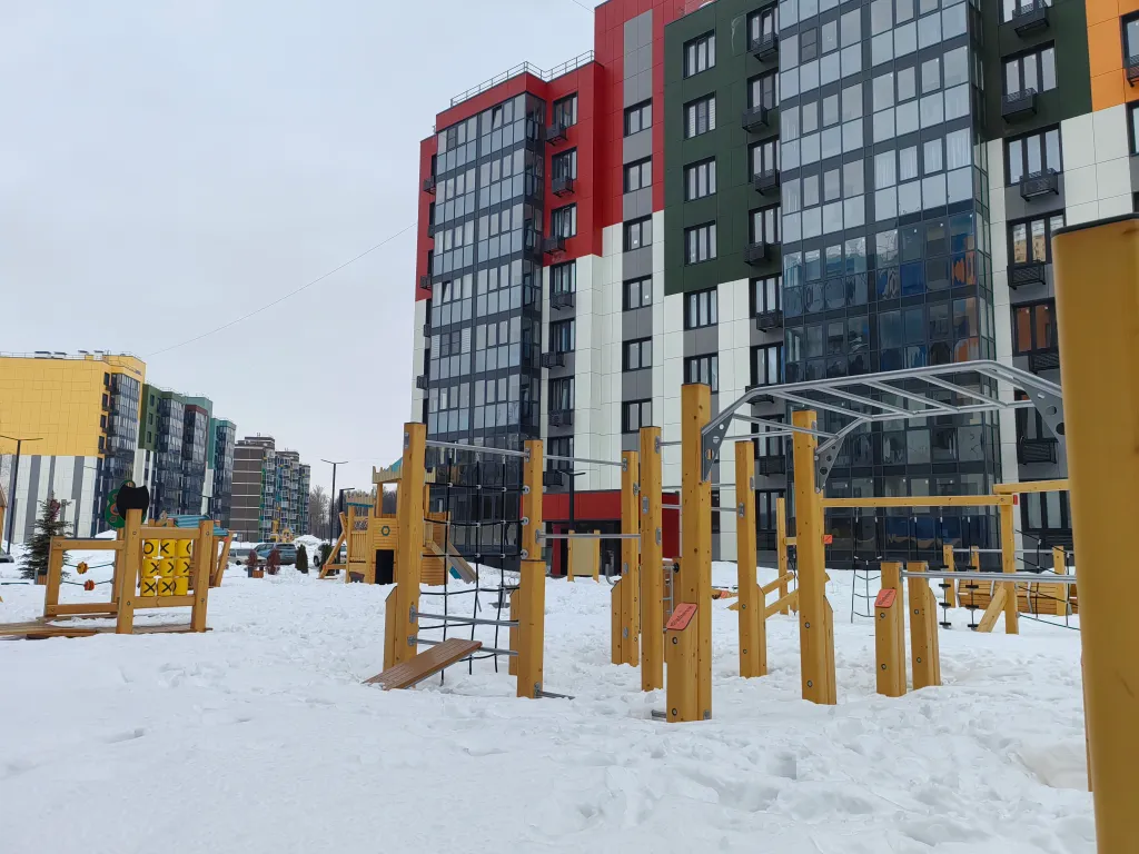 Зеленый уголок в городе, 15 мин до центра, квартира с самоваром