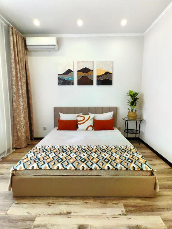 Квартира Яркая студия — аренда посуточно в Ростов-на-Дону