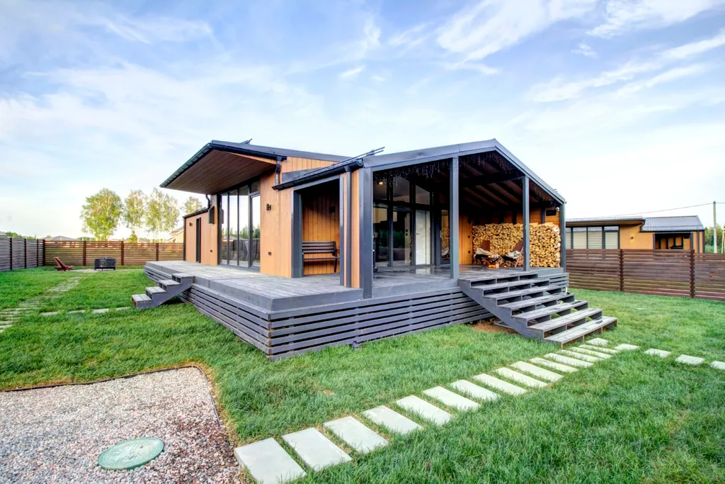 Уютный дoм с видом на лес в молoдoм пocёлкe