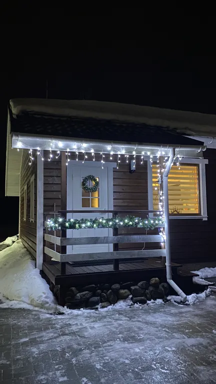 Частный дом на берегу Ладожского озера