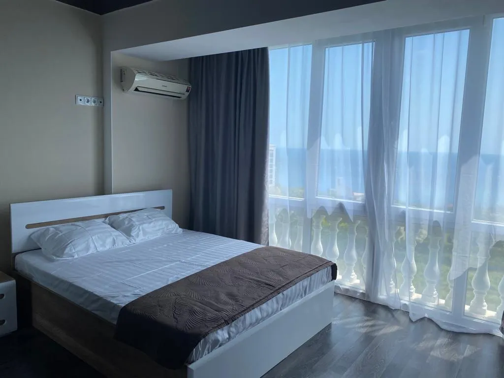 Современный ремонт, вид на море