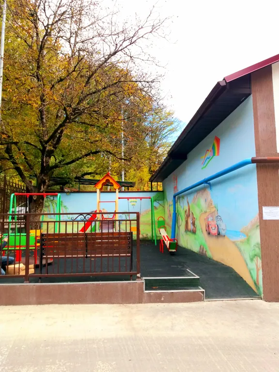 Прекрасная квартира с апельсиновым настроением