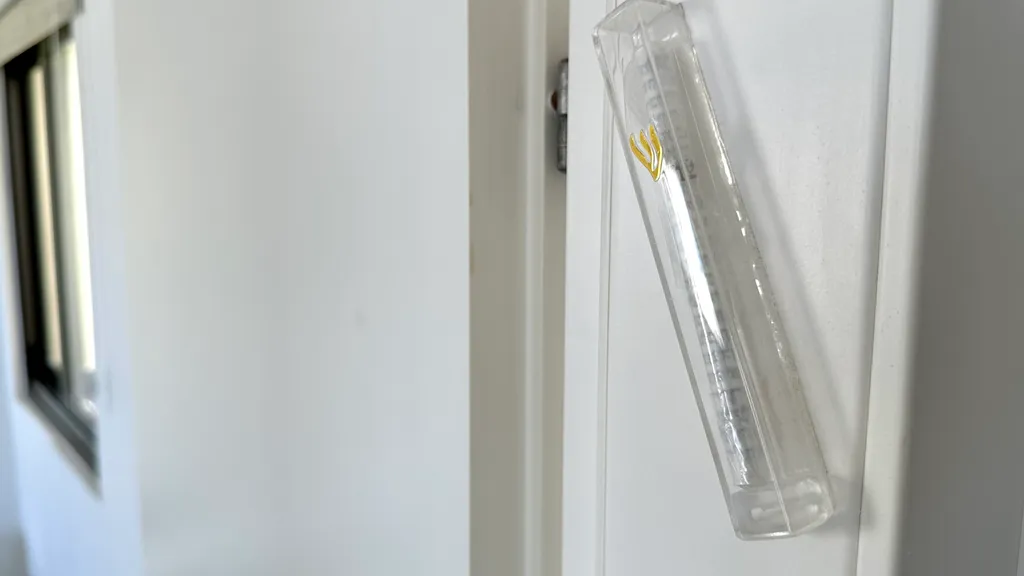 GW945 квартира с балконом с видом на море (Gugel Waves Nahariya)