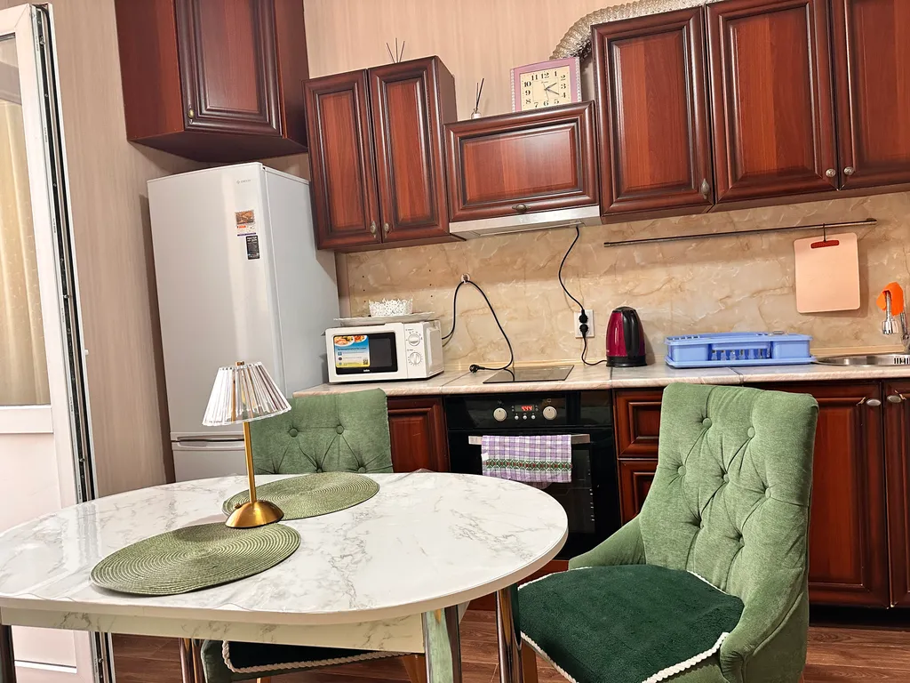 Квартира Квартира в районе парка Галицкого с видом на стадион — Краснодар