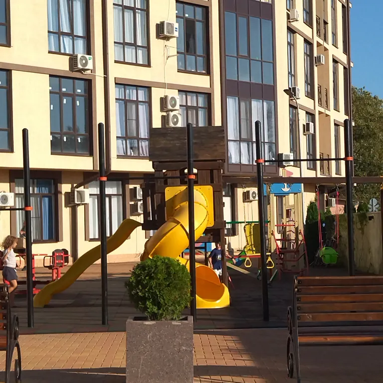 Квартира Квартира Новая студия на побережье — Сириус