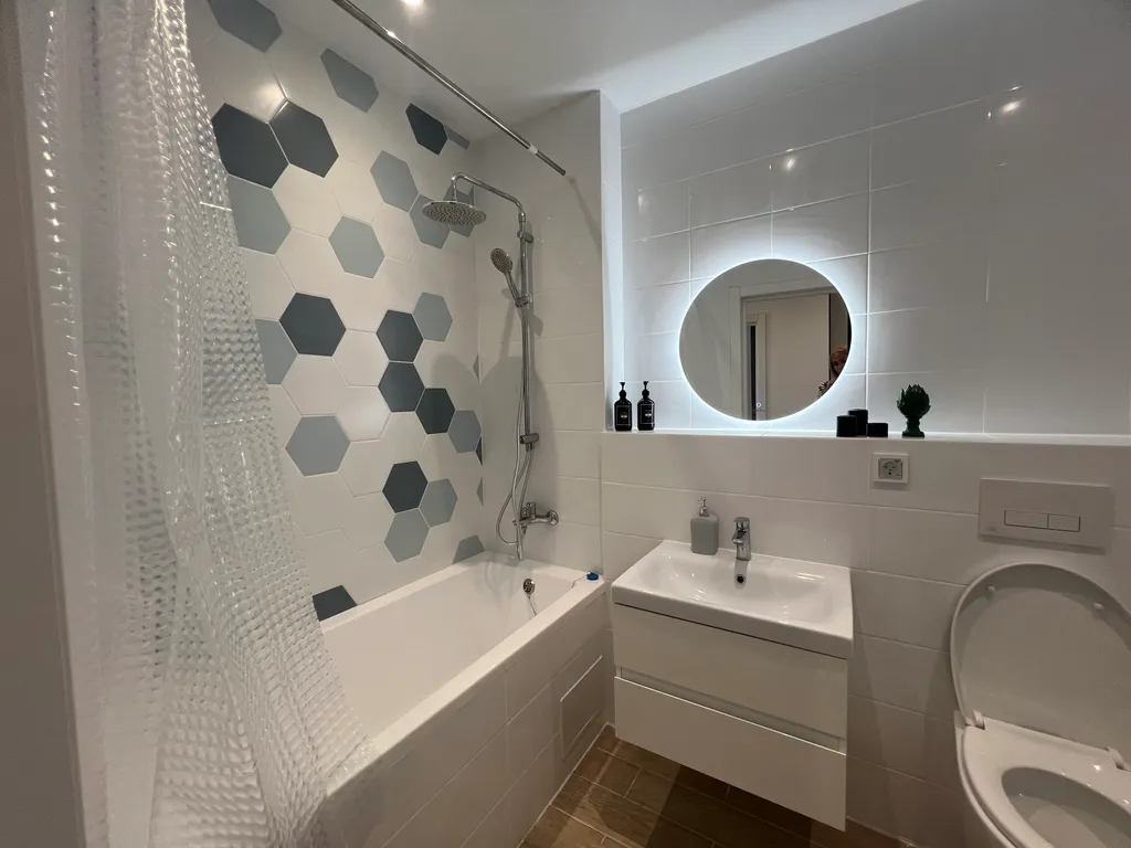 Очень уютная квартира с видом на пруд