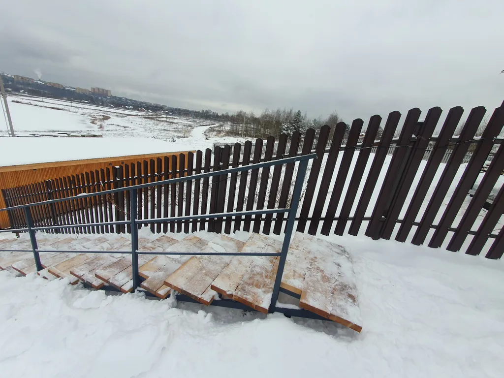Дом с видом на озеро с баней
