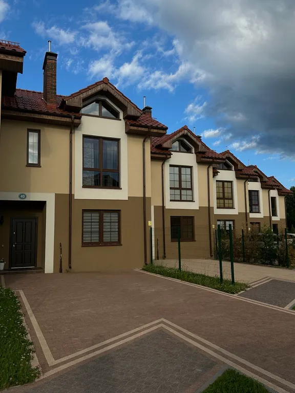 Уютный таунхаус недалеко от моря