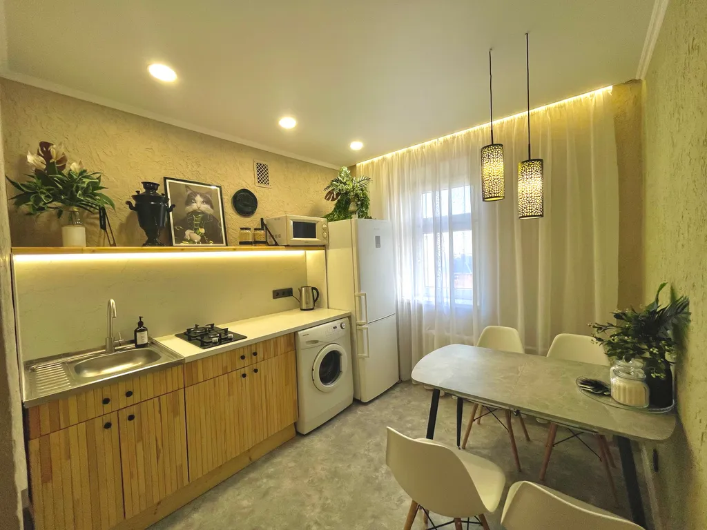 3-комнатная Квартира — аренда посуточно в Донецк