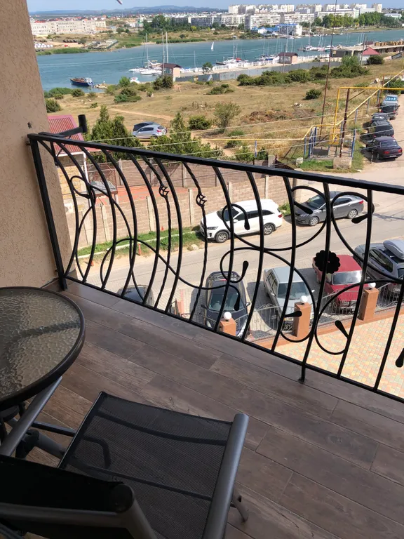 Квартира Апартаменты на берегу моря — Севастополь