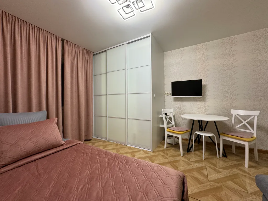 Аромат, уют, чистота, большая кровать-для влюбленных или просто отдохнуть