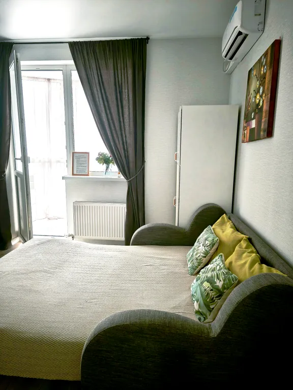 Уютная новая студия с панорамным видом