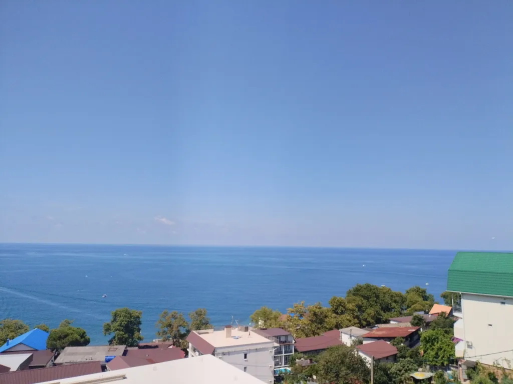 Студия с видом на море