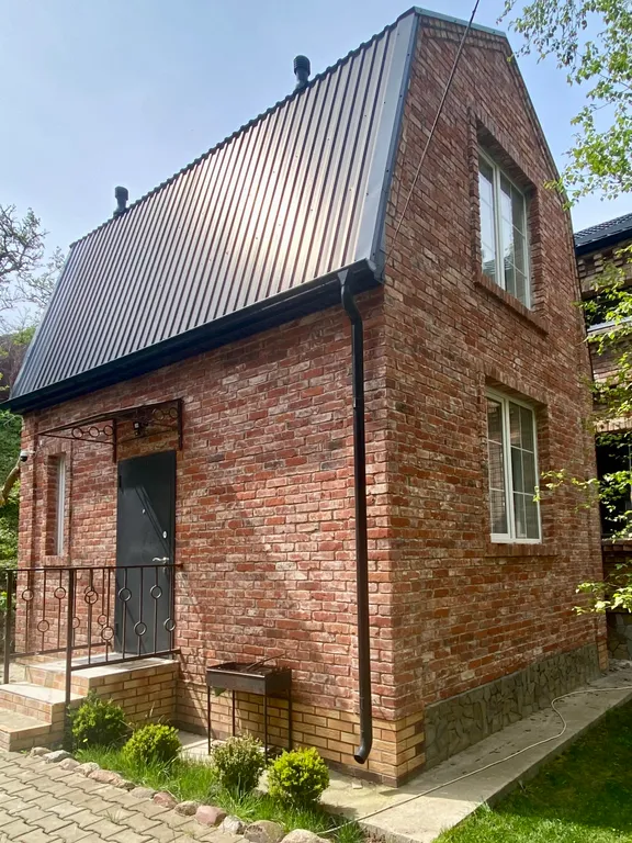 Домик у моря на первой линии