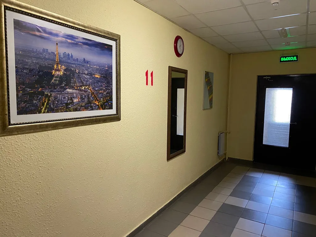 Большая уютная квартира рядом с праздничной столицей