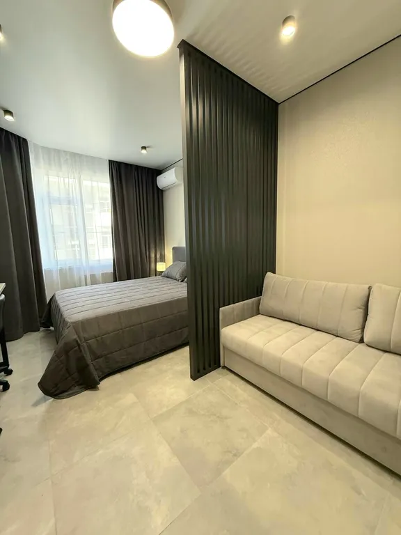 Уютная студия с хорошим наполнением в Курортном городке