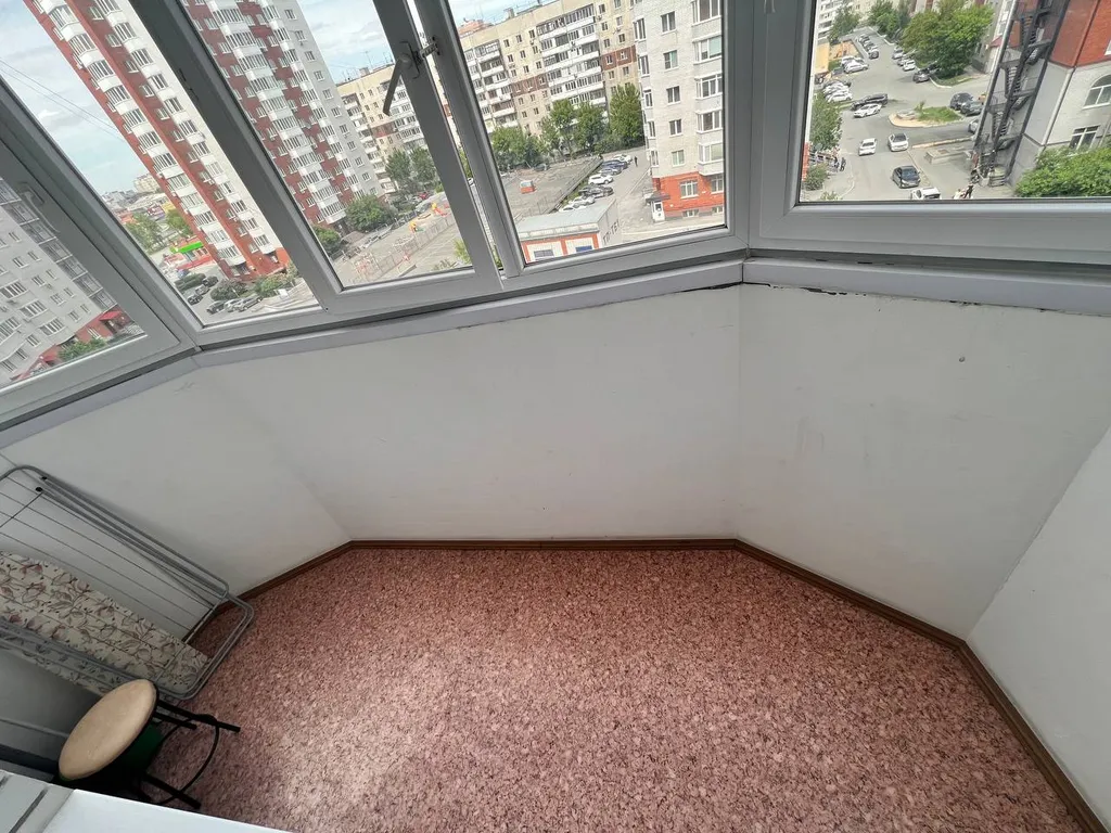 Квартира Студия центр уютная светлая, ТЦ Вояж, парковка, кафе, аквапарк, источник — Тюмень