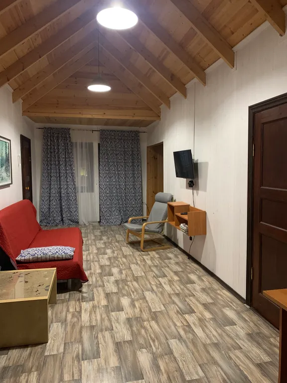 Коттедж Коттедж в Карелии с тремя спальнями — Нурмойла