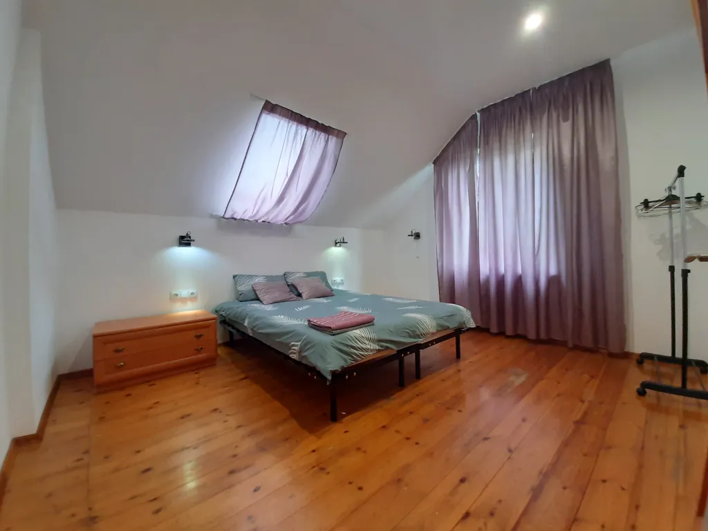 6-комнатный Дом