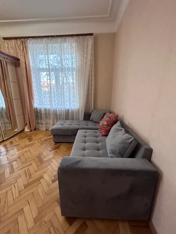 Двухкомнатная квартира в центре у парка