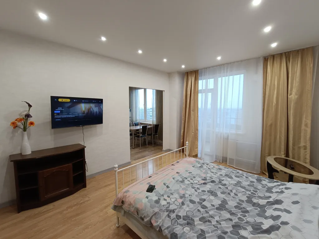 Квартира у Ледового дворца — аренда посуточно в Псков