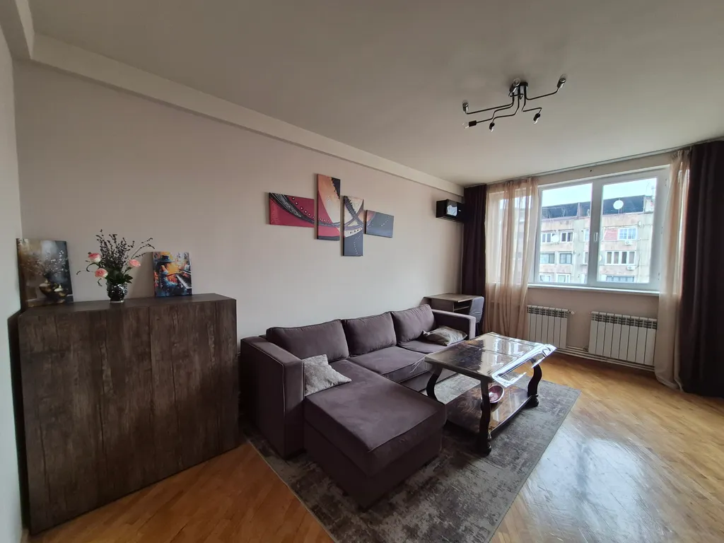 Квартира около Оперы и Каскада