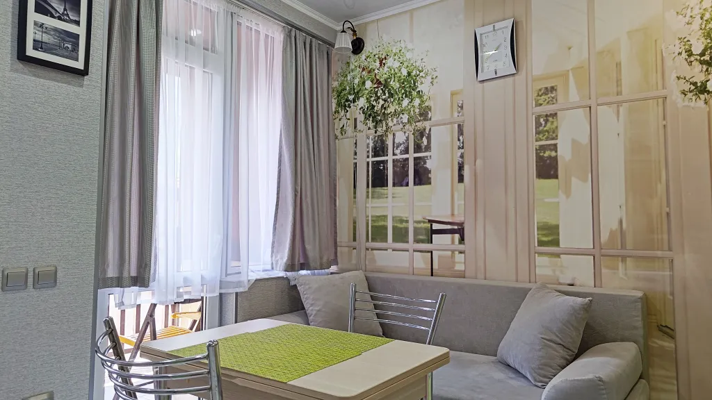 Апартамент с балконом напротив Казино