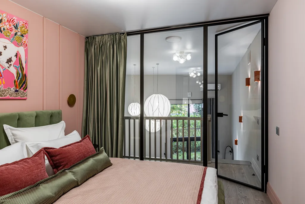 Boutique apartments. 3-комнатные двухуровневые апартаменты Pina Colada