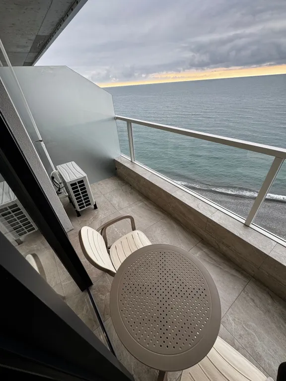 Квартира Роскошные апартаменты с прямым видом на море в Бамбо Бич Цихисдзири — Цихисдзири