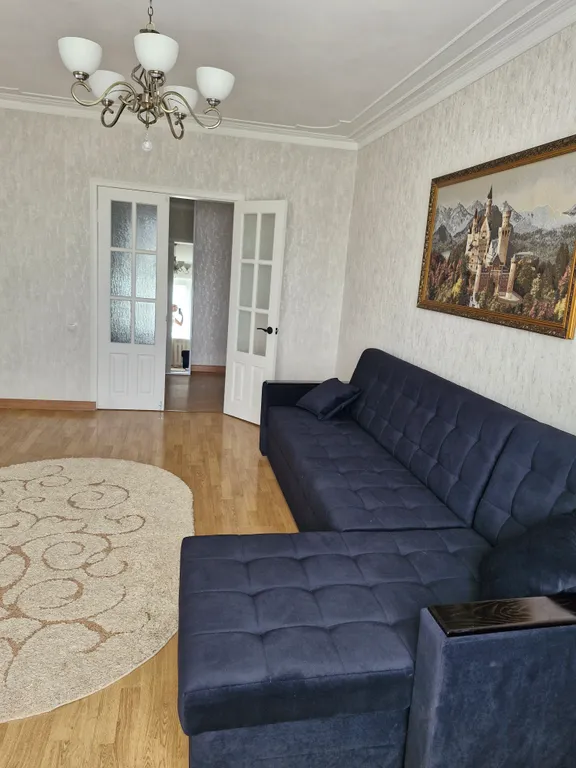 Квартира Трёхкомнатная квартира, удобное расположение! 3 отдельные комнаты. — Владикавказ