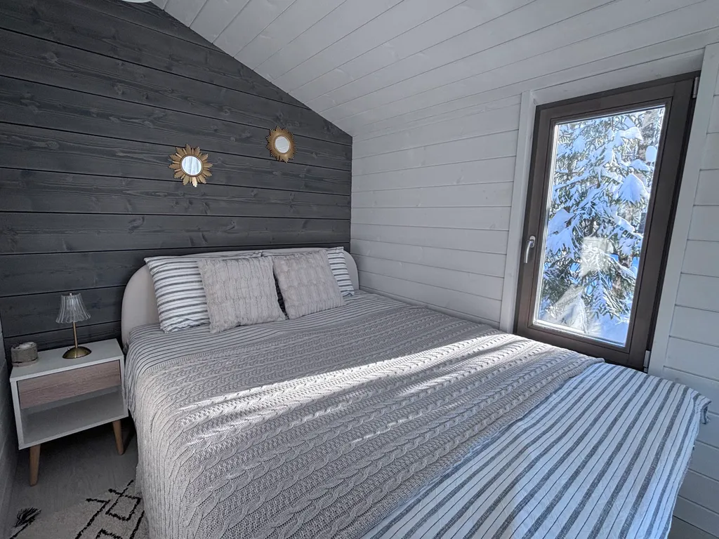 Уютный дом барн в лесу