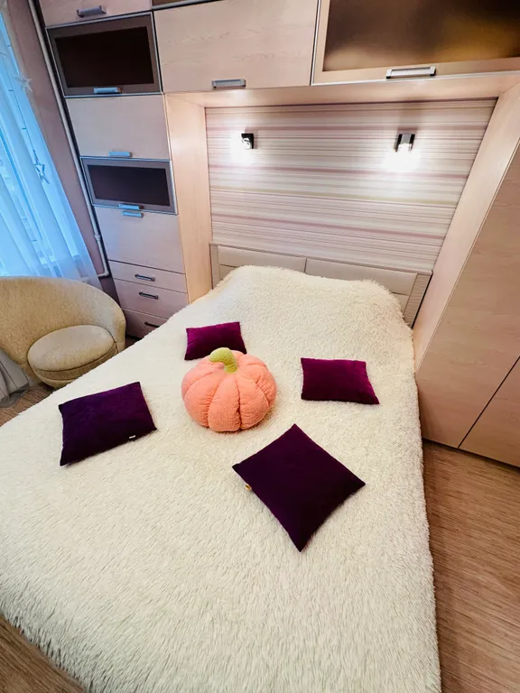 Уютная двухкомнатная квартира в спальном районе