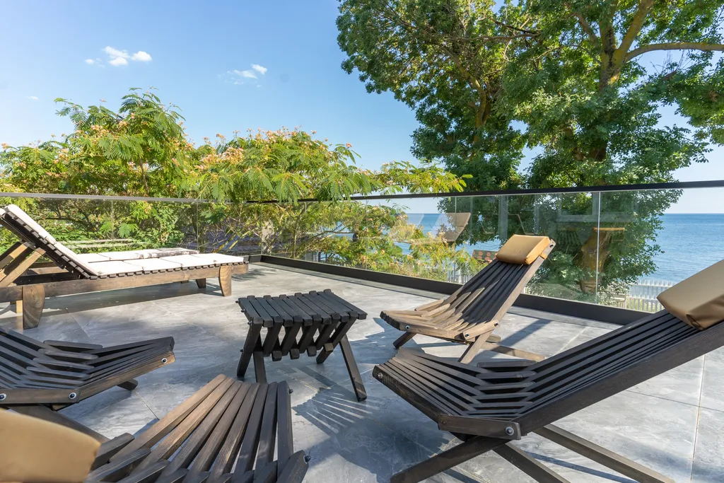 Коттедж Кипарис