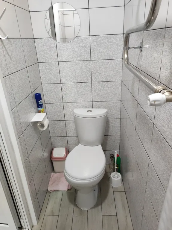 Уютная комната с кухней