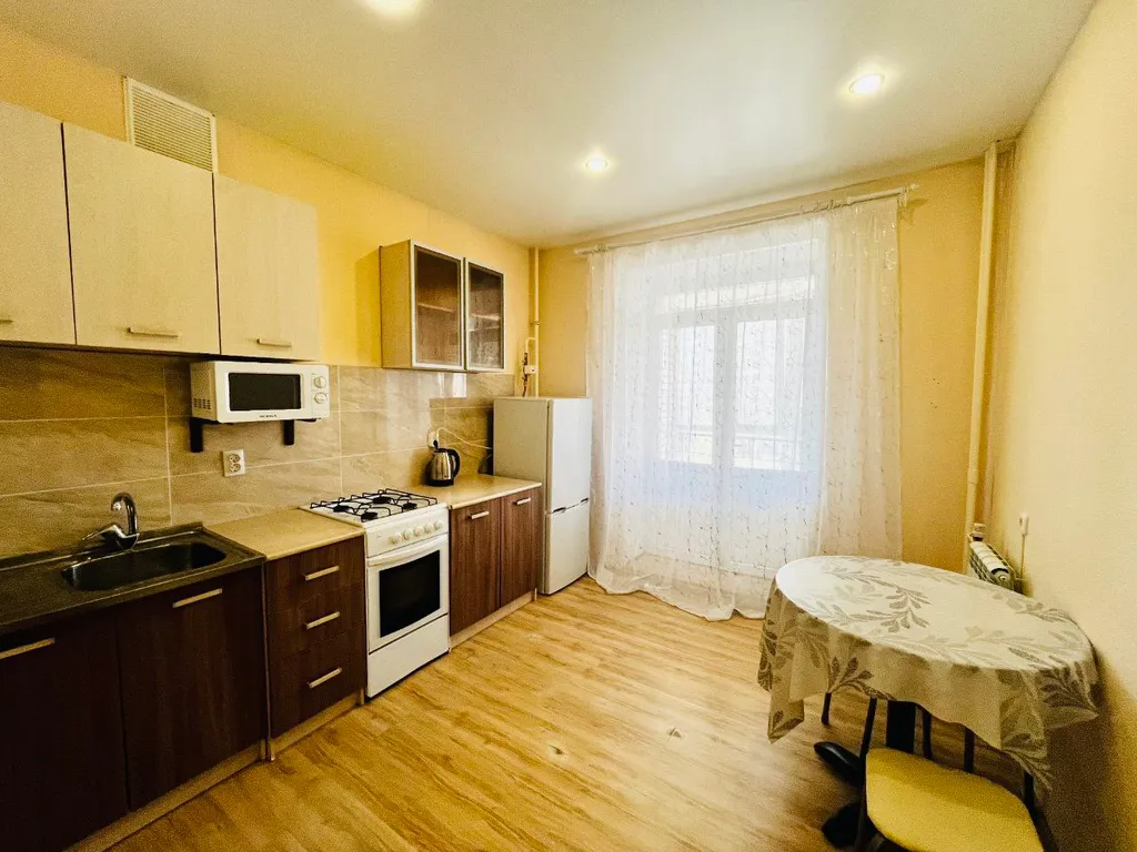 Хорошая 1-комнатная квартира на Агапкина